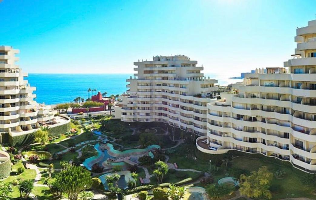 Benalbeach Smart Suite Беналмадена Екстериор снимка